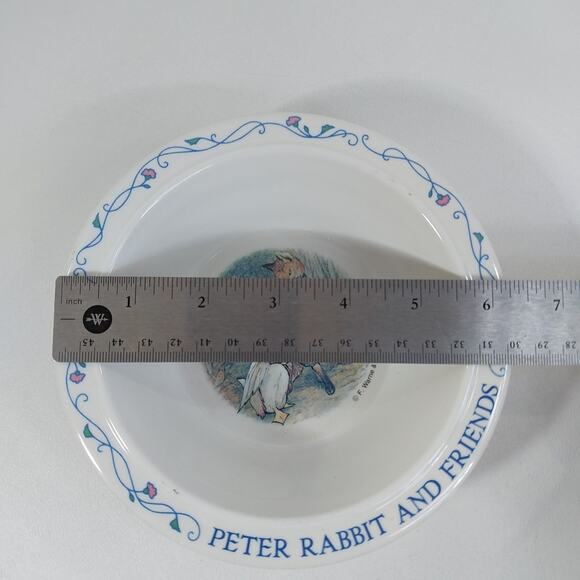 Vintage Eden Peter Rabbit and Friends 6-1/2" Bowl F. Warne & Co. - Picture 3 of 3